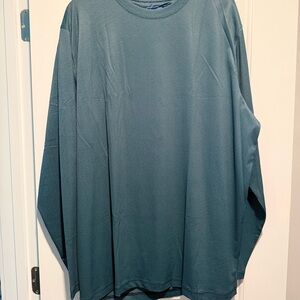 Men's Long-Sleeve Crew Performance Shirt in Teal